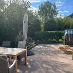 Charmante Hausvilla In *