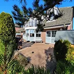 Charmante Hausvilla In *