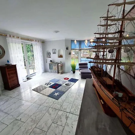 Charmante Hausvilla In *