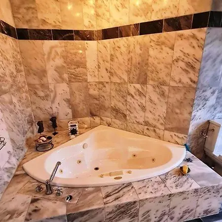 Charmante Hausvilla In *