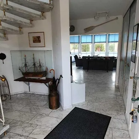 Charmante Hausvilla In *